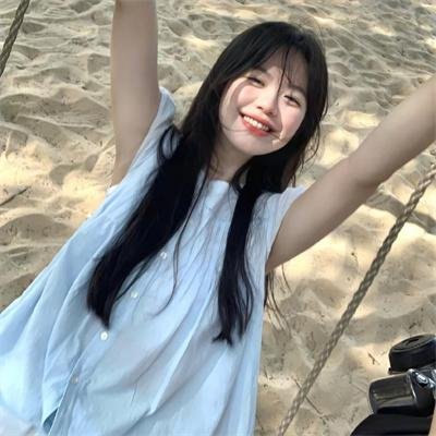 毛衣女郎